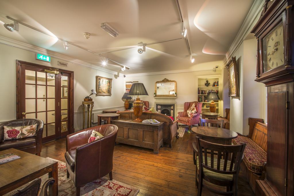 Hotel The White Hart Royal, Moreton-in-marsh, Cotswolds 4*